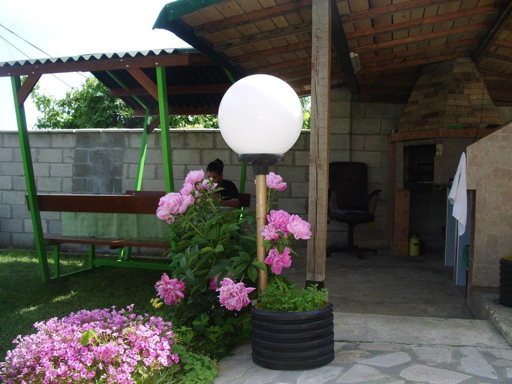 Enjoy Guest House Golden Sands Eksteriør billede